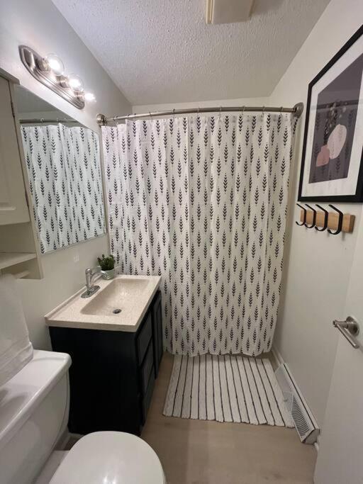 Saugatuck - 1 Bedroom - Sleeps 4 Exterior photo